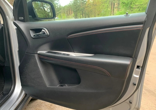 Dodge Journey cena 74500 przebieg: 122400, rok produkcji 2018 z Białystok małe 407